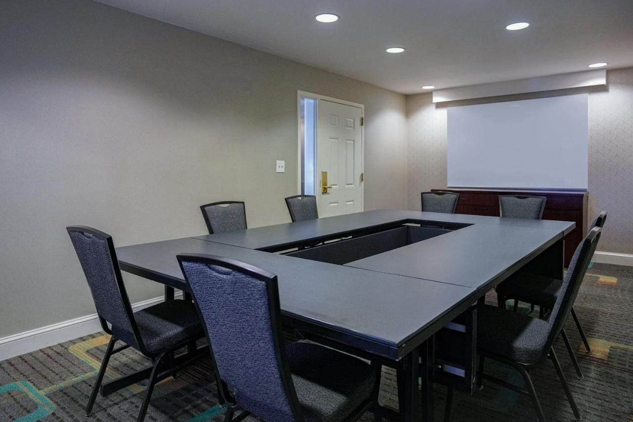 Residence Inn Colorado Springs North/Air Force Academy Экстерьер фото